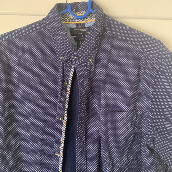 Short sleeve men’s button-down – denim and flower - slim fit size large men’s - Picture 4 of 6